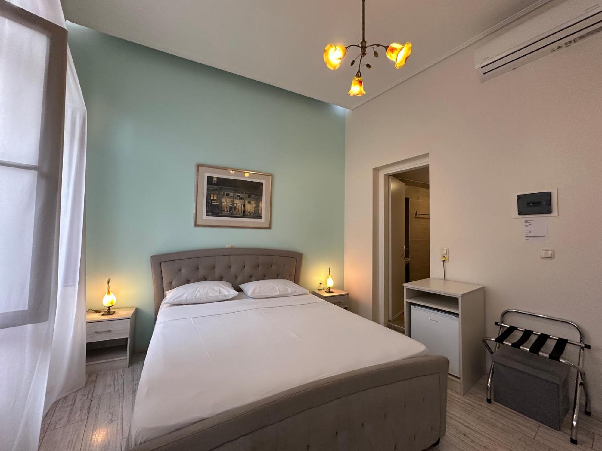 Theasis Athens Bed & Breakfast Exterior photo