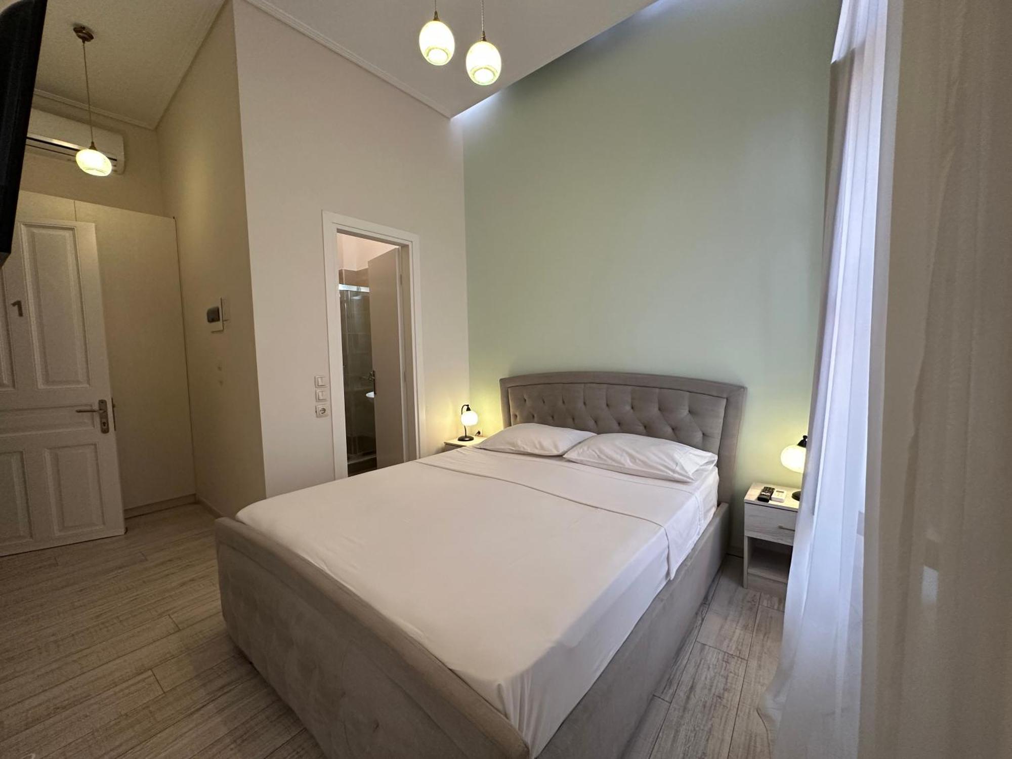 Theasis Athens Bed & Breakfast Exterior photo